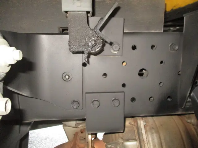 いすゞ エルフ BKG-NJR85AD(2WD)の写真21