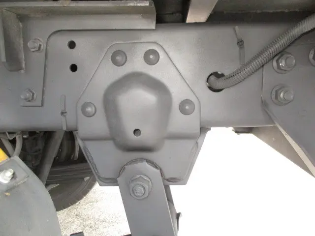 いすゞ エルフ BKG-NJR85AD(2WD)の写真22