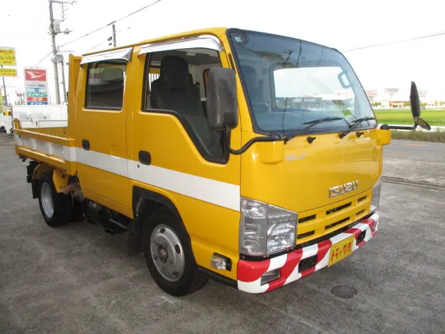 いすゞ エルフ BKG-NJR85AD(2WD)の写真28