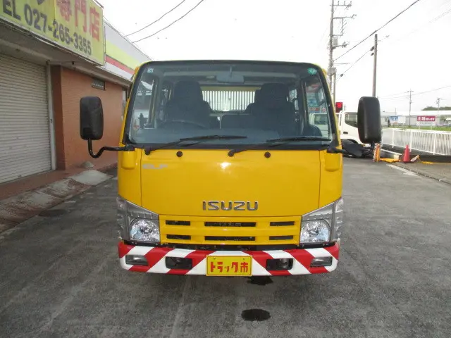 いすゞ エルフ BKG-NJR85AD(2WD)の写真31