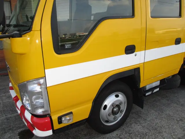 いすゞ エルフ BKG-NJR85AD(2WD)の写真35