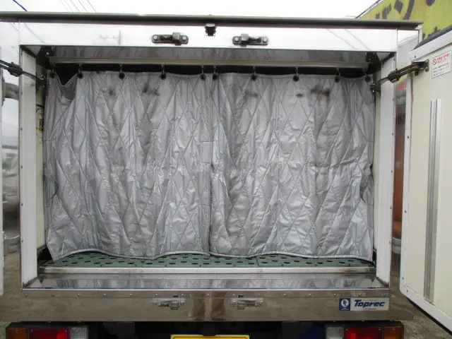 いすゞ エルフ TRG-NHR85AN(2WD)の写真7