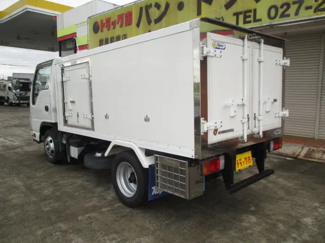 いすゞ エルフ TRG-NHR85AN(2WD)の写真34