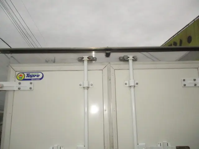 いすゞ エルフ TRG-NHR85AN(2WD)の写真43