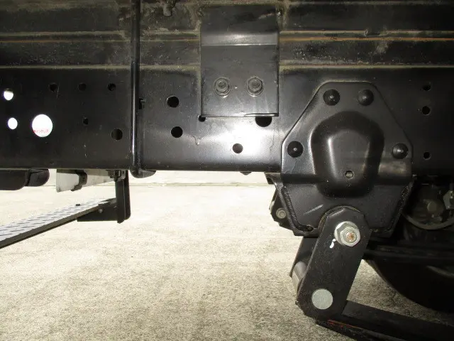 いすゞ エルフ 2RG-NLR88AN(2WD)の写真23