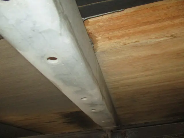 いすゞ エルフ 2RG-NLR88AN(2WD)の写真28