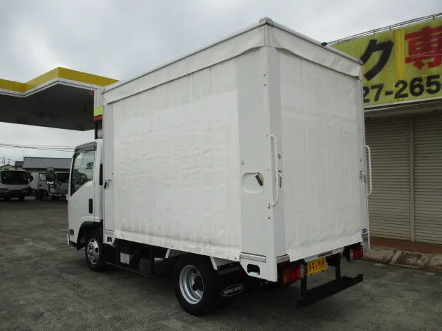 いすゞ エルフ 2RG-NLR88AN(2WD)の写真33