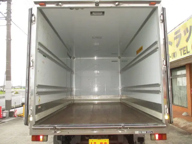 いすゞ エルフ TPG-NPR85YN(2WD)の写真10