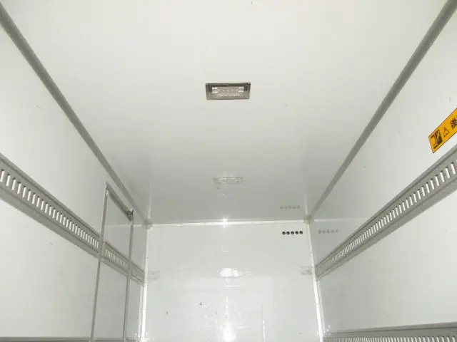 いすゞ エルフ TPG-NPR85YN(2WD)の写真11