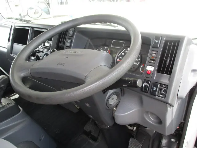 いすゞ エルフ TPG-NPR85YN(2WD)の写真25