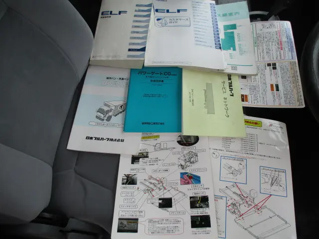 いすゞ エルフ TPG-NPR85YN(2WD)の写真28