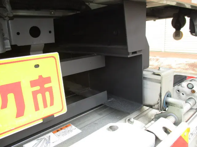 いすゞ エルフ TPG-NPR85YN(2WD)の写真34