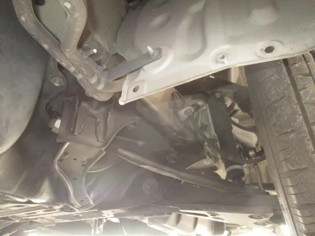 トヨタ ハイエースバン QDF-GDH201V(2WD)の写真22