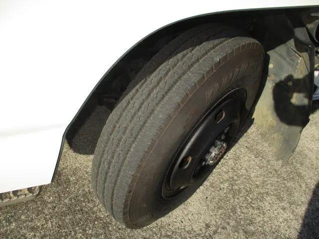 いすゞ エルフ KK-NHS69EA(4WD)の写真14