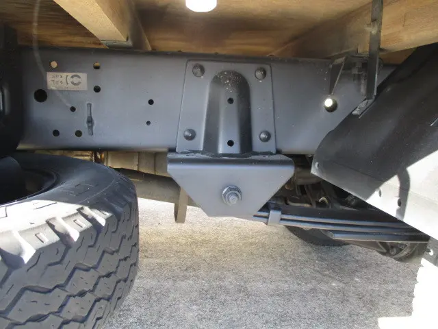 いすゞ エルフ KK-NHS69EA(4WD)の写真16