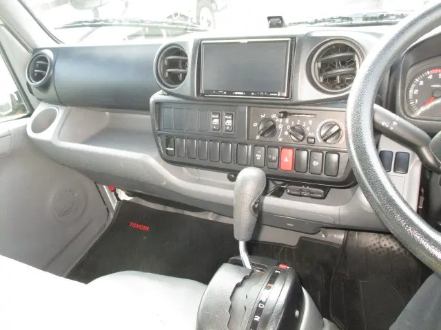 トヨタ トヨエース LDF-KDY281(4WD)の写真12