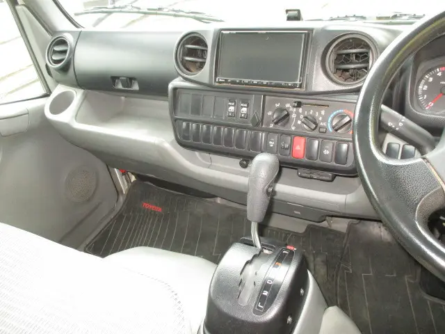 トヨタ ダイナ LDF-KDY281(4WD)の写真11