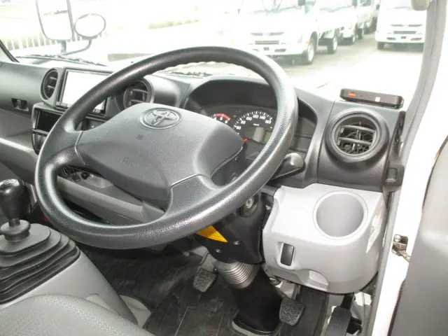 トヨタ ダイナ LDF-KDY271(4WD)の写真9
