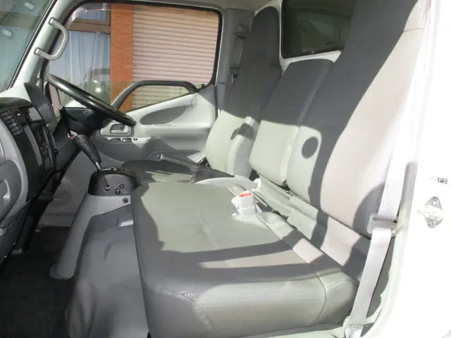 トヨタ ダイナ ABF-TRY230(2WD)の写真11