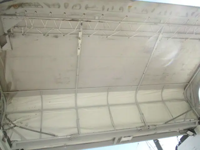 いすゞ エルフ 2RG-NJR88A(2WD)の写真5