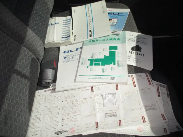 いすゞ エルフ 2RG-NJR88A(2WD)の写真18