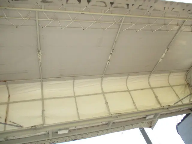 いすゞ エルフ 2RG-NMR88AR(2WD)の写真3