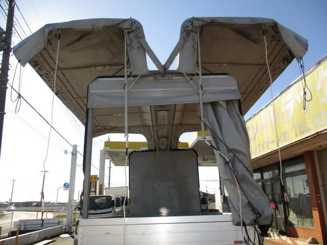 いすゞ エルフ 2RG-NMR88AR(2WD)の写真5