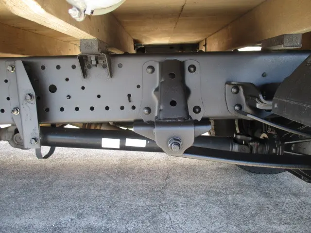 いすゞ エルフ 2RG-NMR88AR(2WD)の写真25