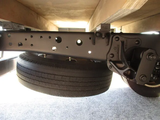 いすゞ エルフ 2RG-NMR88AR(2WD)の写真26