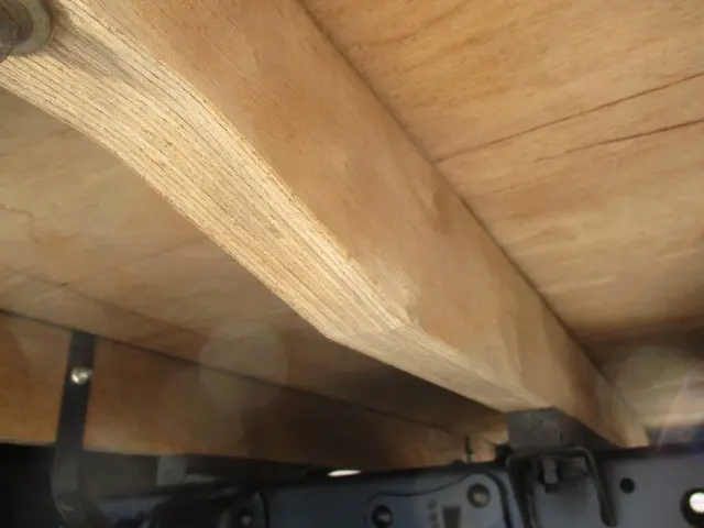 いすゞ エルフ 2RG-NMR88AR(2WD)の写真32