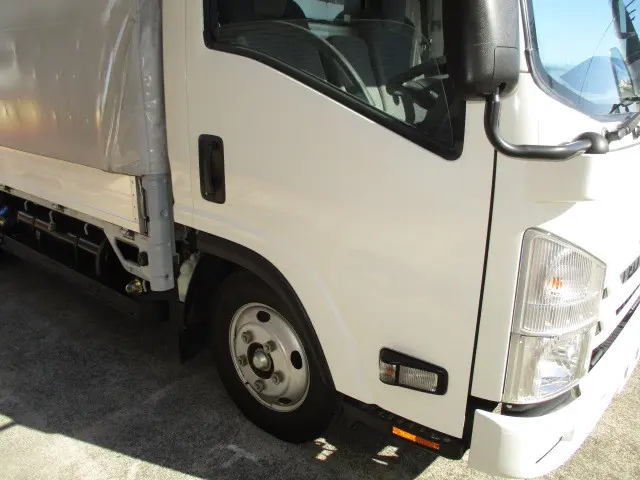 いすゞ エルフ 2RG-NMR88AR(2WD)の写真43