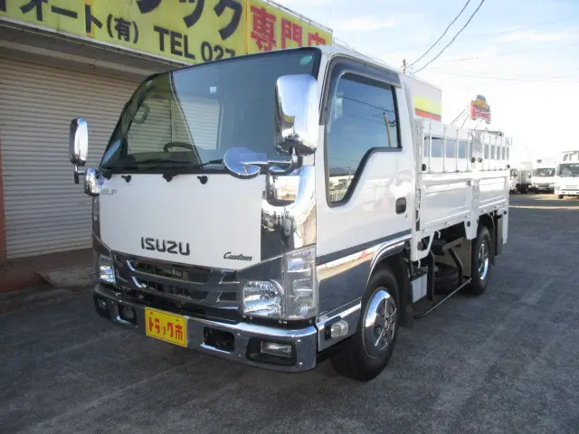 いすゞ エルフ TRG-NKR85A(2WD)の写真1