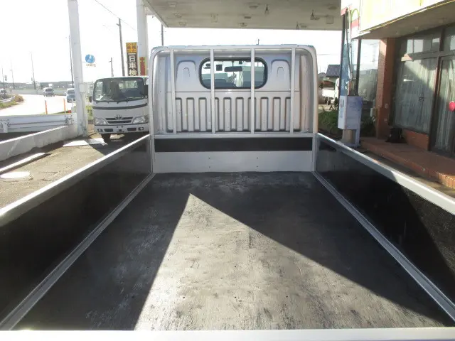 三菱 キャンターガッツ TKG-BSZ5F24(4WD)の写真3