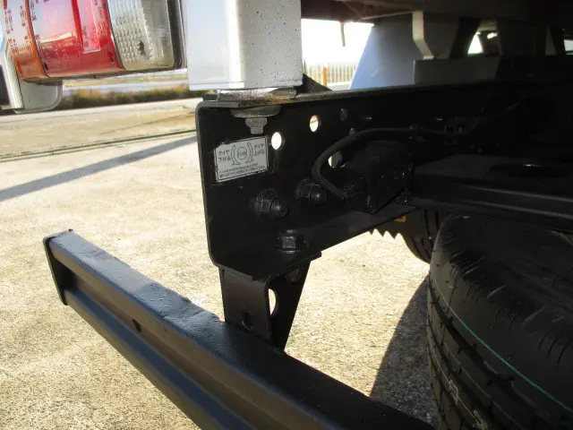 三菱 キャンターガッツ TKG-BSZ5F24(4WD)の写真19