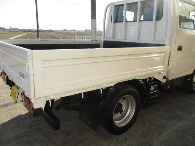 いすゞ エルフ BKG-NHS85A(4WD)の写真33