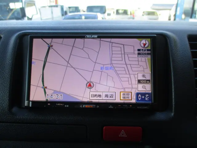 トヨタ ハイエースバン LDF-KDH206V(4WD)の写真15