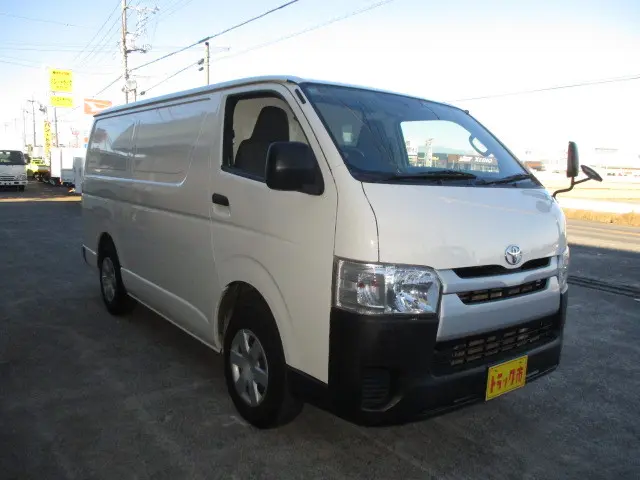 トヨタ ハイエースバン LDF-KDH206V(4WD)の写真29