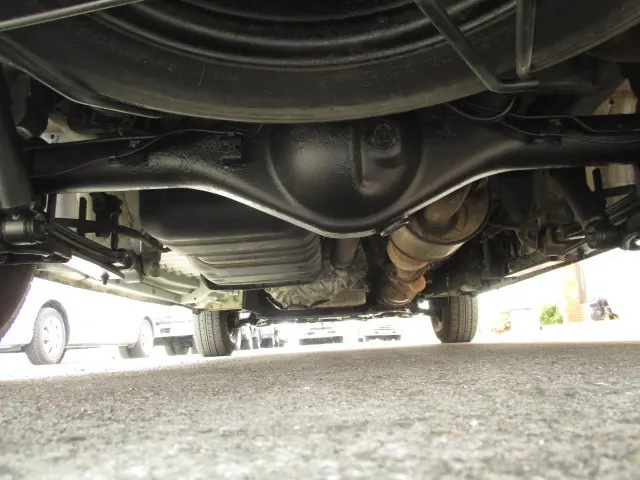 トヨタ ハイエースバン LDF-KDH206V(4WD)の写真24