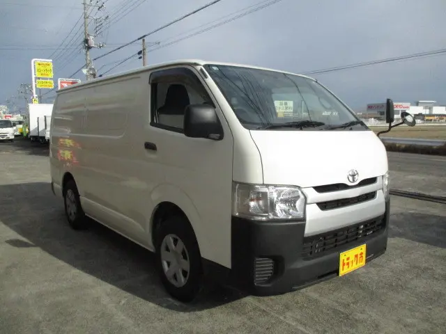 トヨタ ハイエースバン LDF-KDH206V(4WD)の写真27