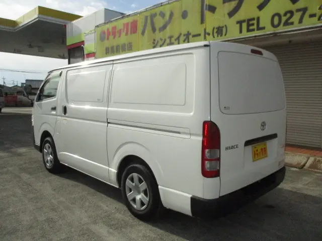 トヨタ ハイエースバン LDF-KDH206V(4WD)の写真28