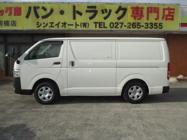 トヨタ ハイエースバン LDF-KDH206V(4WD)の写真29