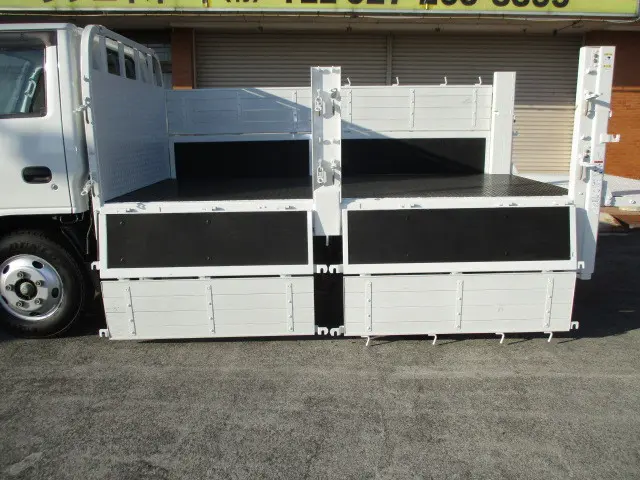 いすゞ エルフ TRG-NKR85A(2WD)の写真7