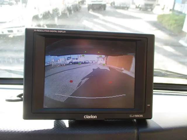 いすゞ エルフ TRG-NKR85A(2WD)の写真17