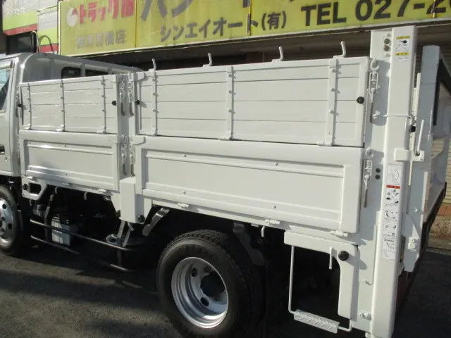 いすゞ エルフ TRG-NKR85A(2WD)の写真36