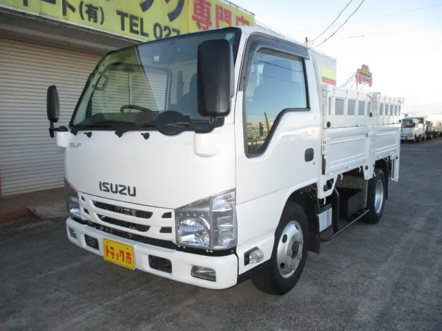 いすゞ エルフ TRG-NKR85A(2WD)の写真1