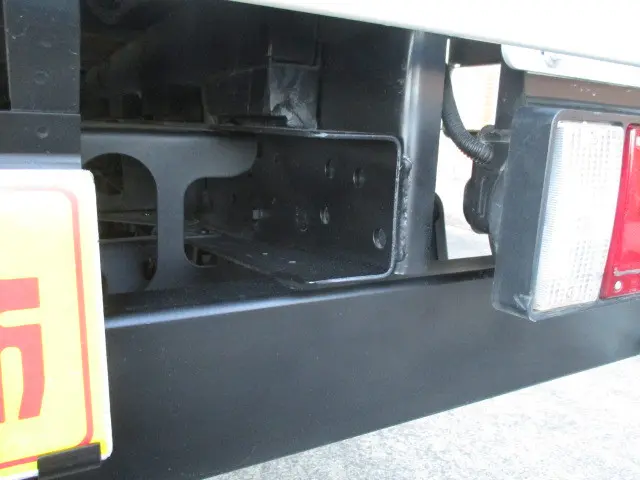いすゞ エルフ TRG-NKR85A(2WD)の写真25