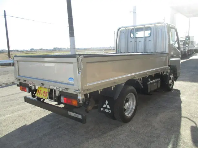 三菱 キャンターガッツ PDG-FB70B(2WD)の写真2