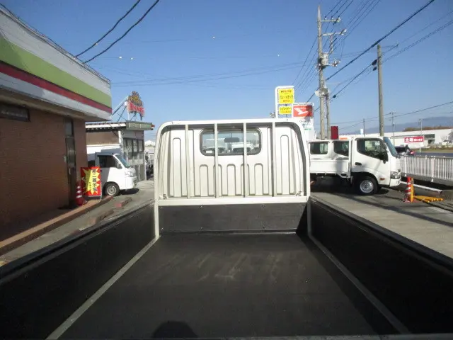 三菱 キャンターガッツ PDG-FB70B(2WD)の写真3