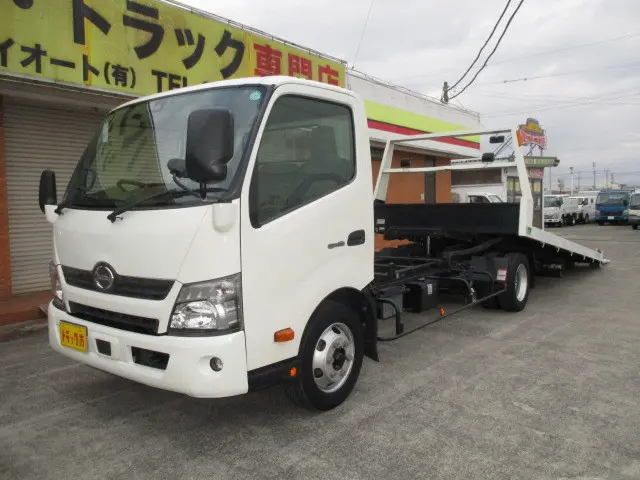 日野 デュトロ TKG-XZU722M(2WD)の写真1