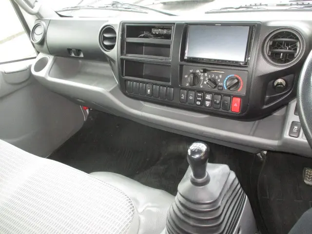 日野 デュトロ TKG-XZU722M(2WD)の写真17